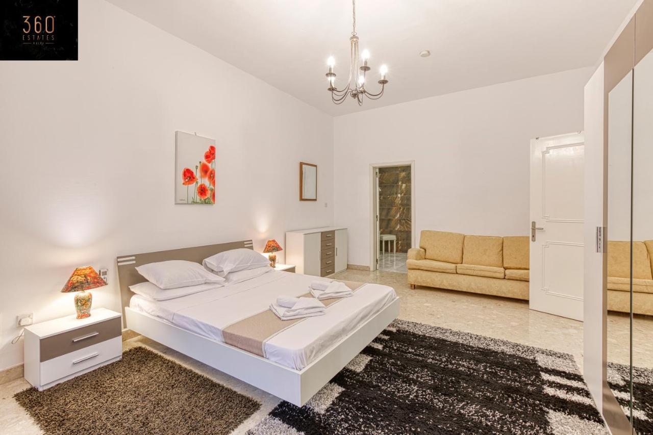 Tower Road Sliema, 4br With Sensational Views By 360 Estates Appartamento Sliema