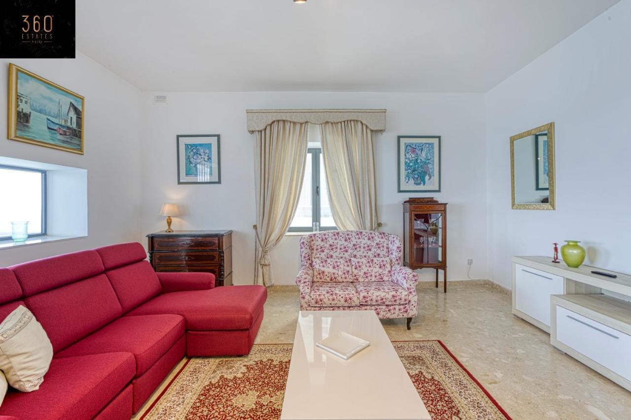 Apartment Tower Road Sliema, 4br With Sensational Views By 360 Estates *